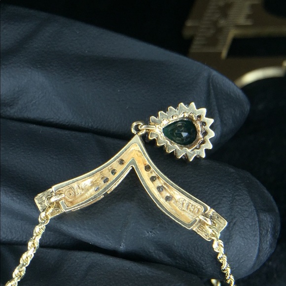 14ky emerald and diamond pendent - Picture 4 of 7